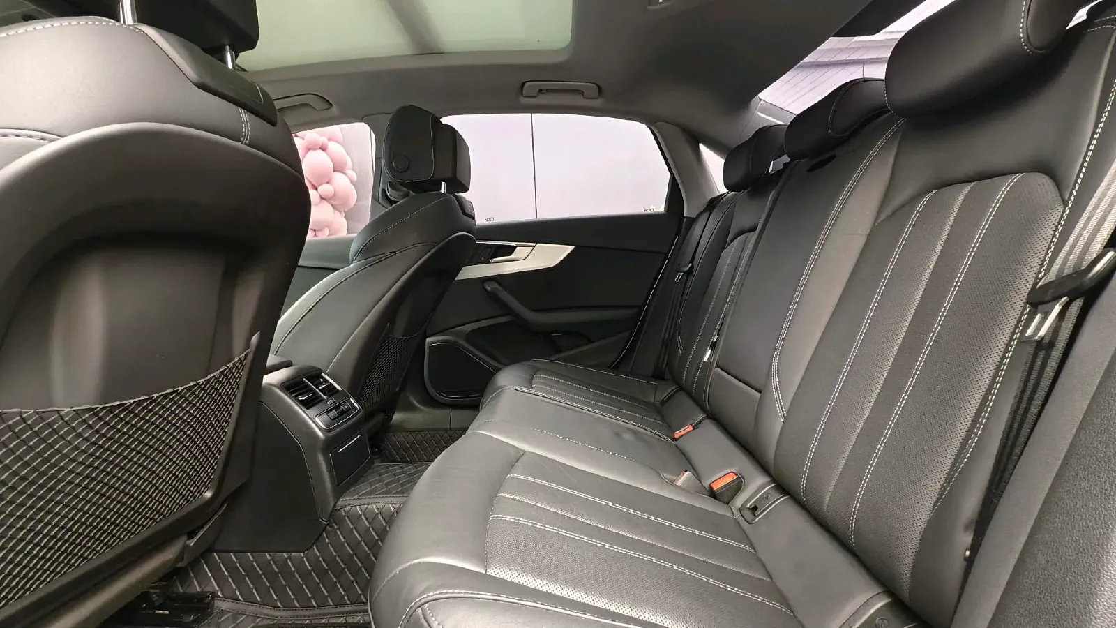 2020 Audi A4L 2.0T 150HP L4 7DCT,autocango,china used car exporter,china ev exporter,chinese used car exporter,chinese used ev exporter