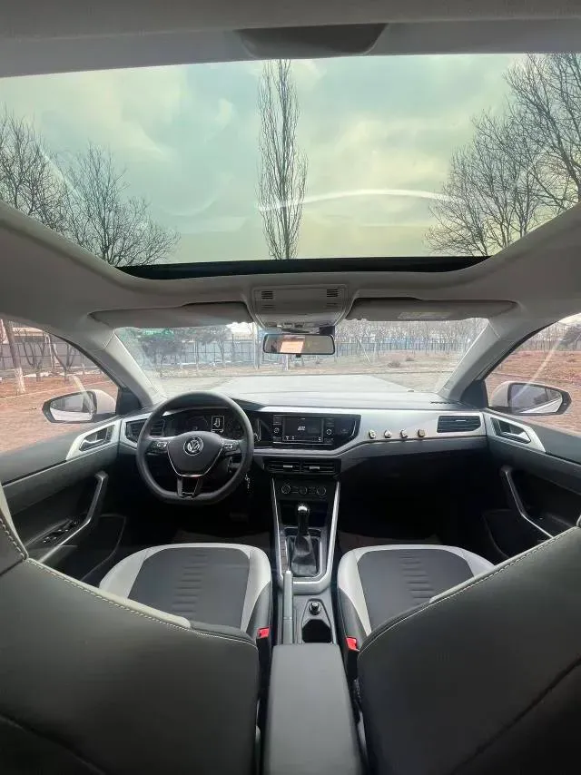 2019 Volkswagen Polo 1.5L 113HP L4 6AT,autocango,china used car exporter,china ev exporter,chinese used car exporter,chinese used ev exporter