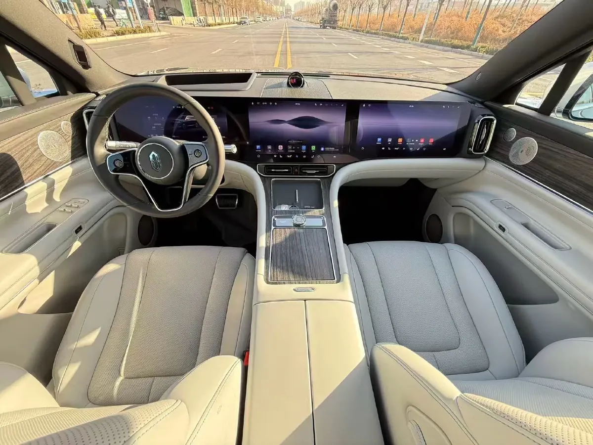 2024 AITO AITO M9 1.5T 152HP L4 REEV 42KWH,autocango,china used car exporter,china ev exporter,chinese used car exporter,chinese used ev exporter