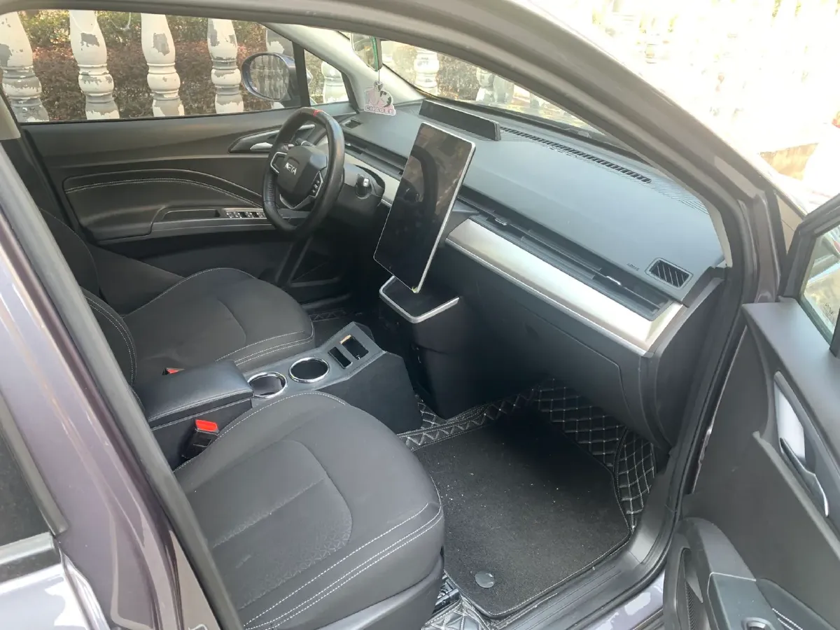 2022 Leapmotor T03 BEV 41KWH,autocango,china used car exporter,china ev exporter,chinese used car exporter,chinese used ev exporter