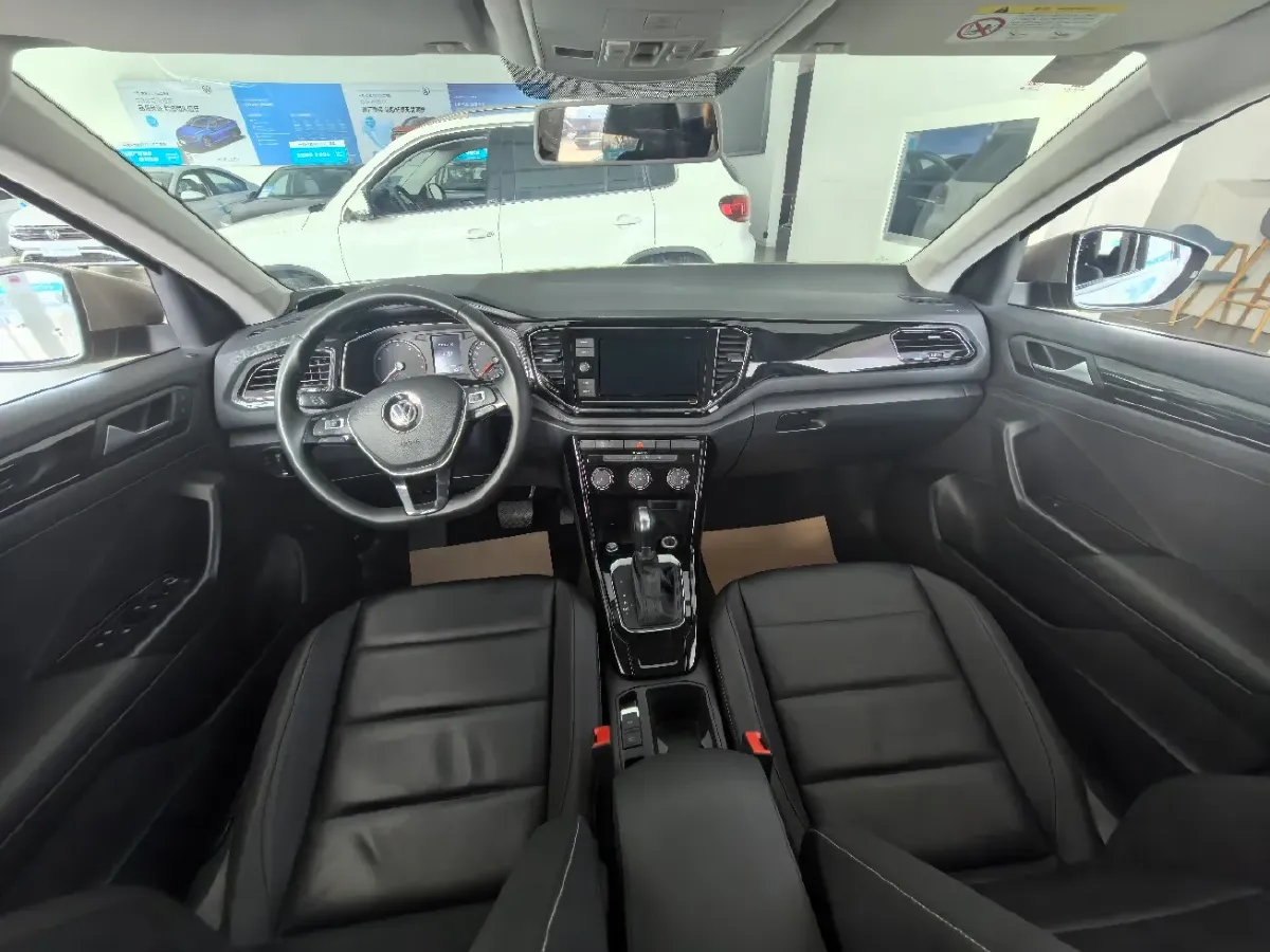 2019 Volkswagen T-Roc 1.4T 150HP L4 7DCT,autocango,china used car exporter,china ev exporter,chinese used car exporter,chinese used ev exporter