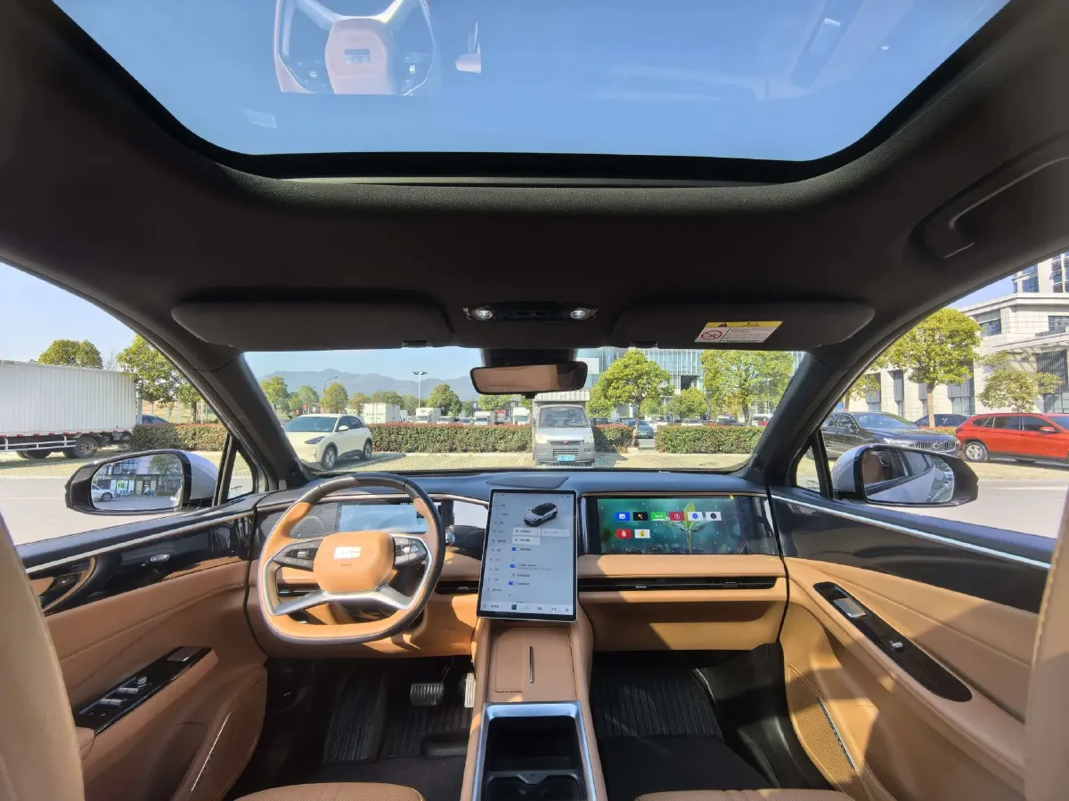 2025 Geely Galaxy L7 1.5L 112HP L4 1DHT PHEV 18.4KWH,autocango,china used car exporter,china ev exporter,chinese used car exporter,chinese used ev exporter