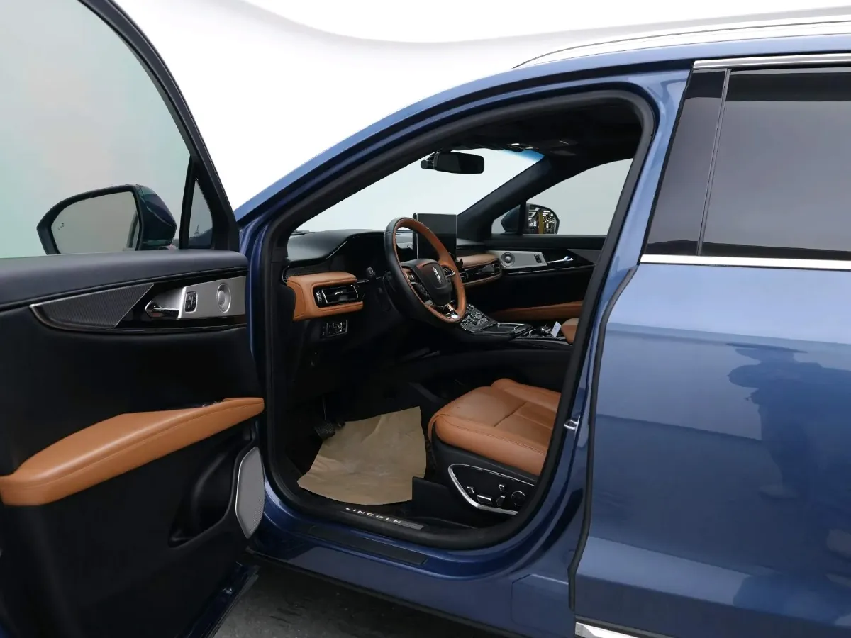 2021 Lincoln Nautilus 2.7T 322HP V6 8AT,autocango,china used car exporter,china ev exporter,chinese used car exporter,chinese used ev exporter