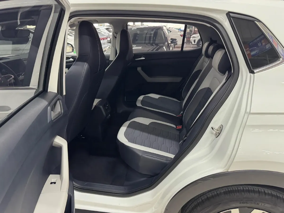 2025 Volkswagen Tharu 1.5L 110HP L4 6AT,autocango,china used car exporter,china ev exporter,chinese used car exporter,chinese used ev exporter