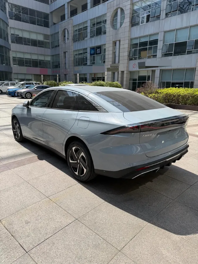 2024 Geely Galaxy L6 1.5T 163HP L4 3DHT PHEV,autocango,china used car exporter,china ev exporter,chinese used car exporter,chinese used ev exporter