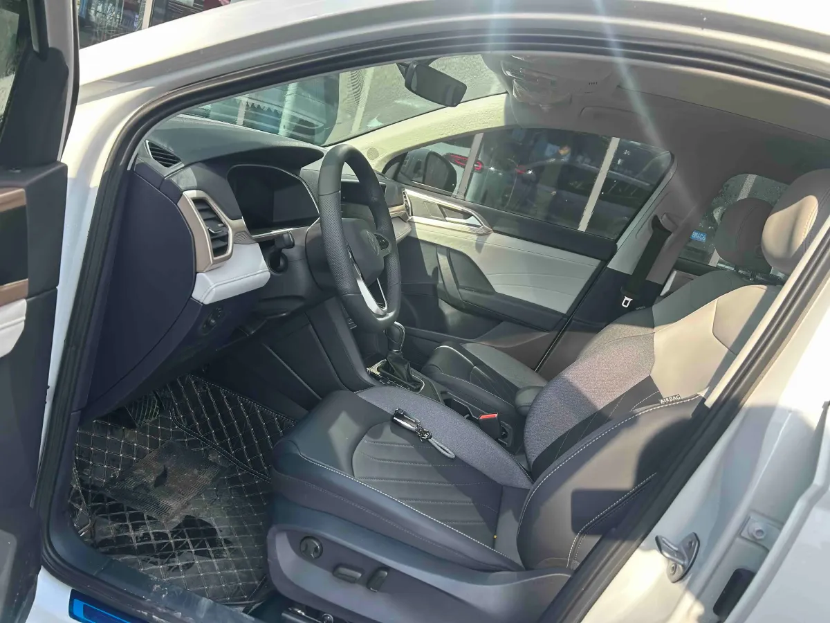 2025 Volkswagen Tharu 1.5T 160HP L4 7DCT,autocango,china used car exporter,china ev exporter,chinese used car exporter,chinese used ev exporter