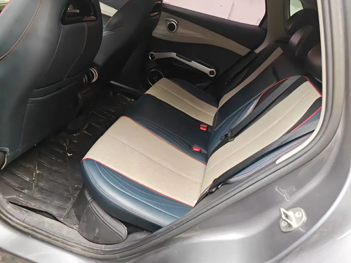 2022 Roewe RX5 MAX 1.5T 181HP L4 6AT,autocango,china used car exporter,china ev exporter,chinese used car exporter,chinese used ev exporter