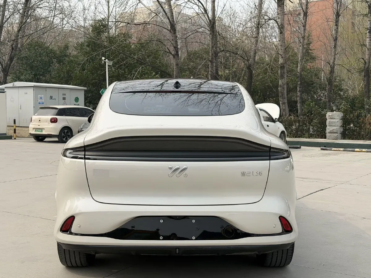 2023 IM LS6 BEV 71KWH,autocango,china used car exporter,china ev exporter,chinese used car exporter,chinese used ev exporter