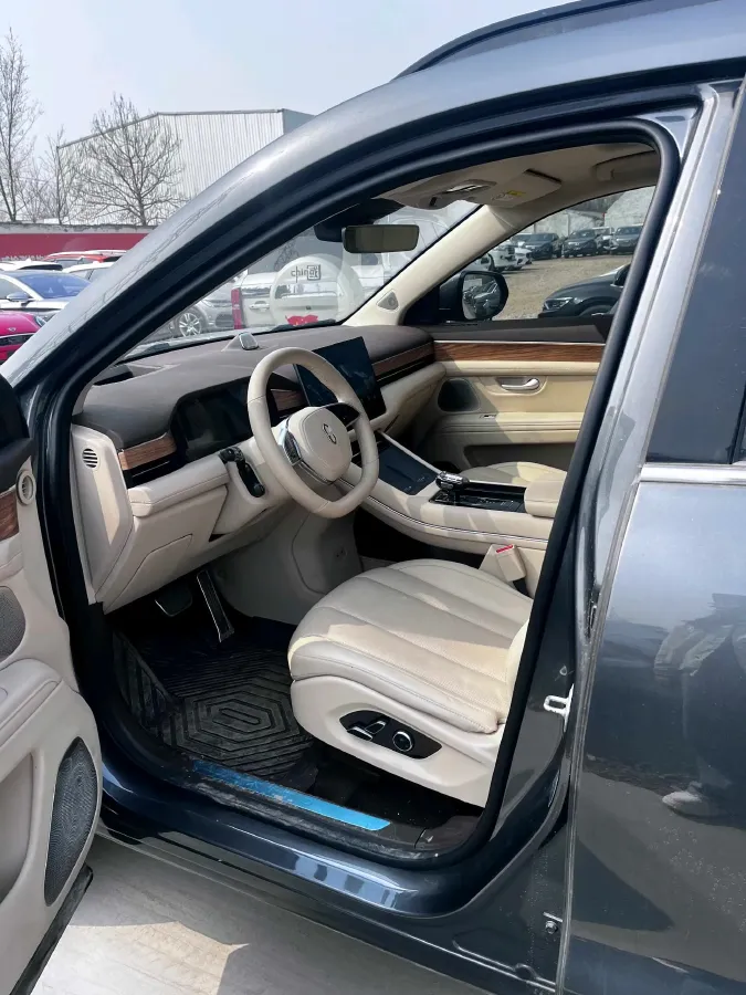 2024 AITO AITO M7 1.5T 152HP L4 REEV 40KWH,autocango,china used car exporter,china ev exporter,chinese used car exporter,chinese used ev exporter