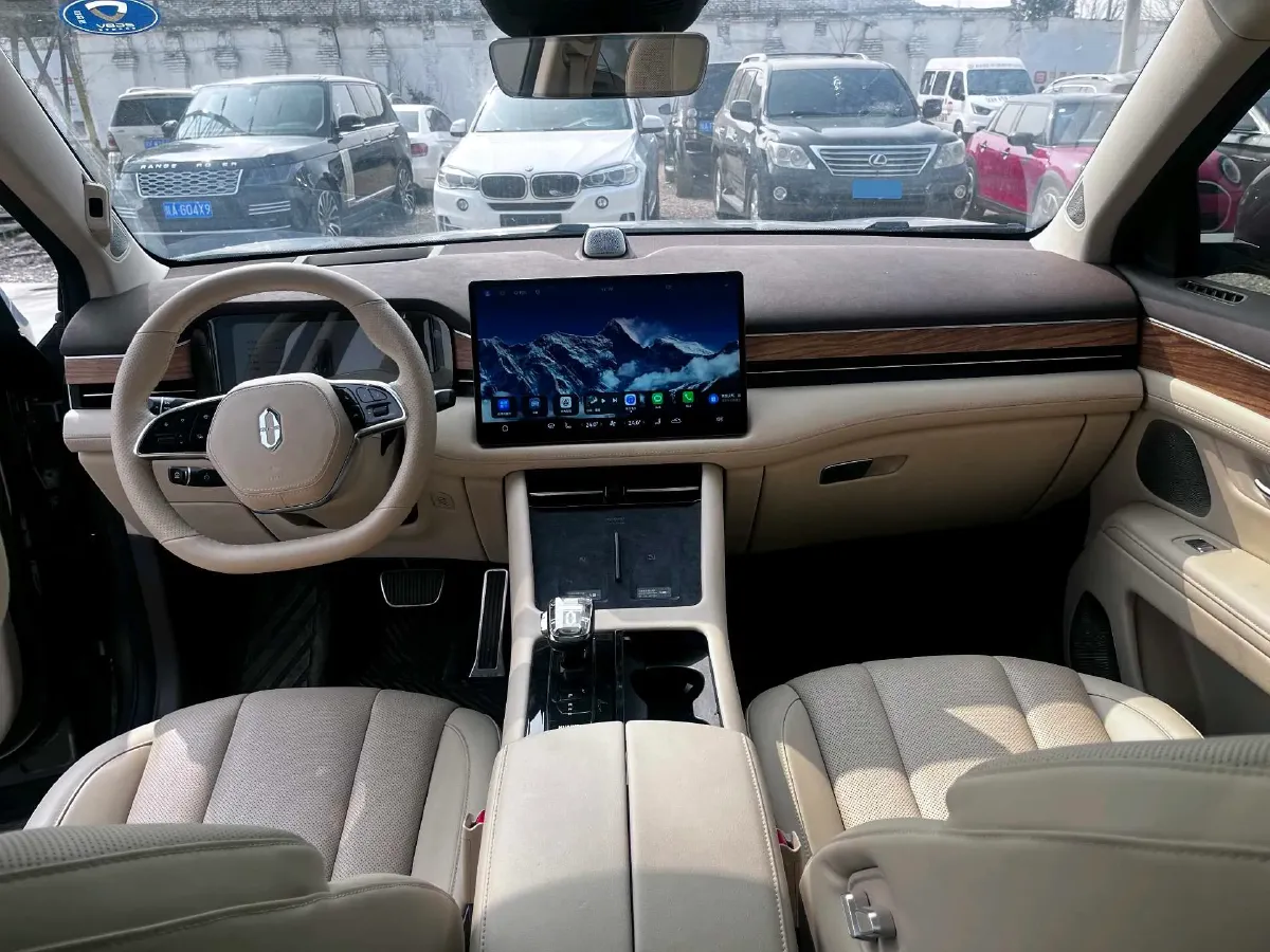 2024 AITO AITO M7 1.5T 152HP L4 REEV 40KWH,autocango,china used car exporter,china ev exporter,chinese used car exporter,chinese used ev exporter