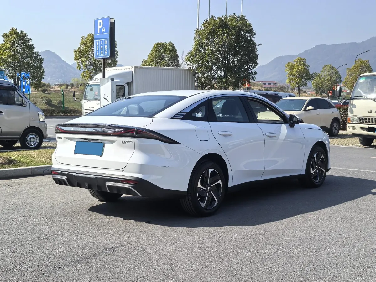 2025 BYD Seal 06 Wagon 1.5L 101HP L4 E-CVT PHEV,autocango,china used car exporter,china ev exporter,chinese used car exporter,chinese used ev exporter