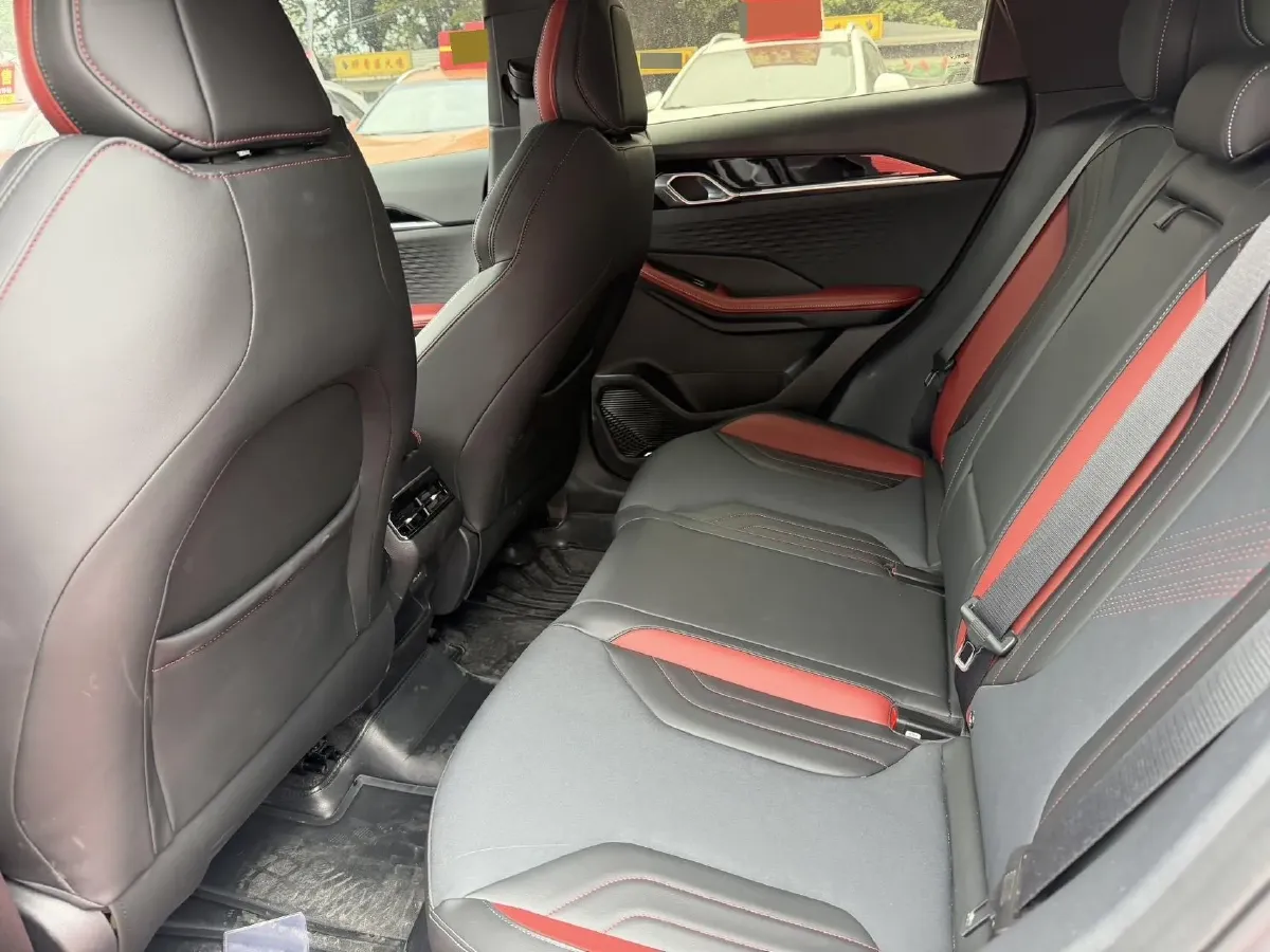 2022 Geely Coolray 1.5T 181HP L4 7DCT,autocango,china used car exporter,china ev exporter,chinese used car exporter,chinese used ev exporter