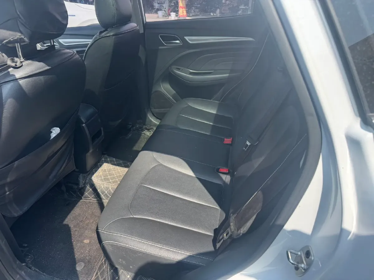 2018 Roewe RX5 1.5T 169HP L4 6MT,autocango,china used car exporter,china ev exporter,chinese used car exporter,chinese used ev exporter