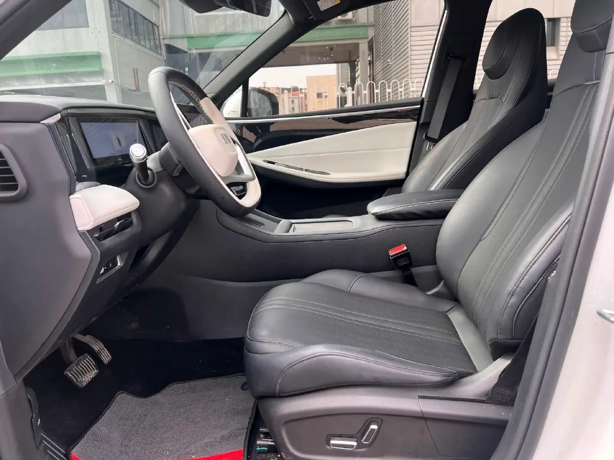2023 Geely Galaxy L7 1.5T 163HP L4 3DHT PHEV 18.7KWH,autocango,china used car exporter,china ev exporter,chinese used car exporter,chinese used ev exporter