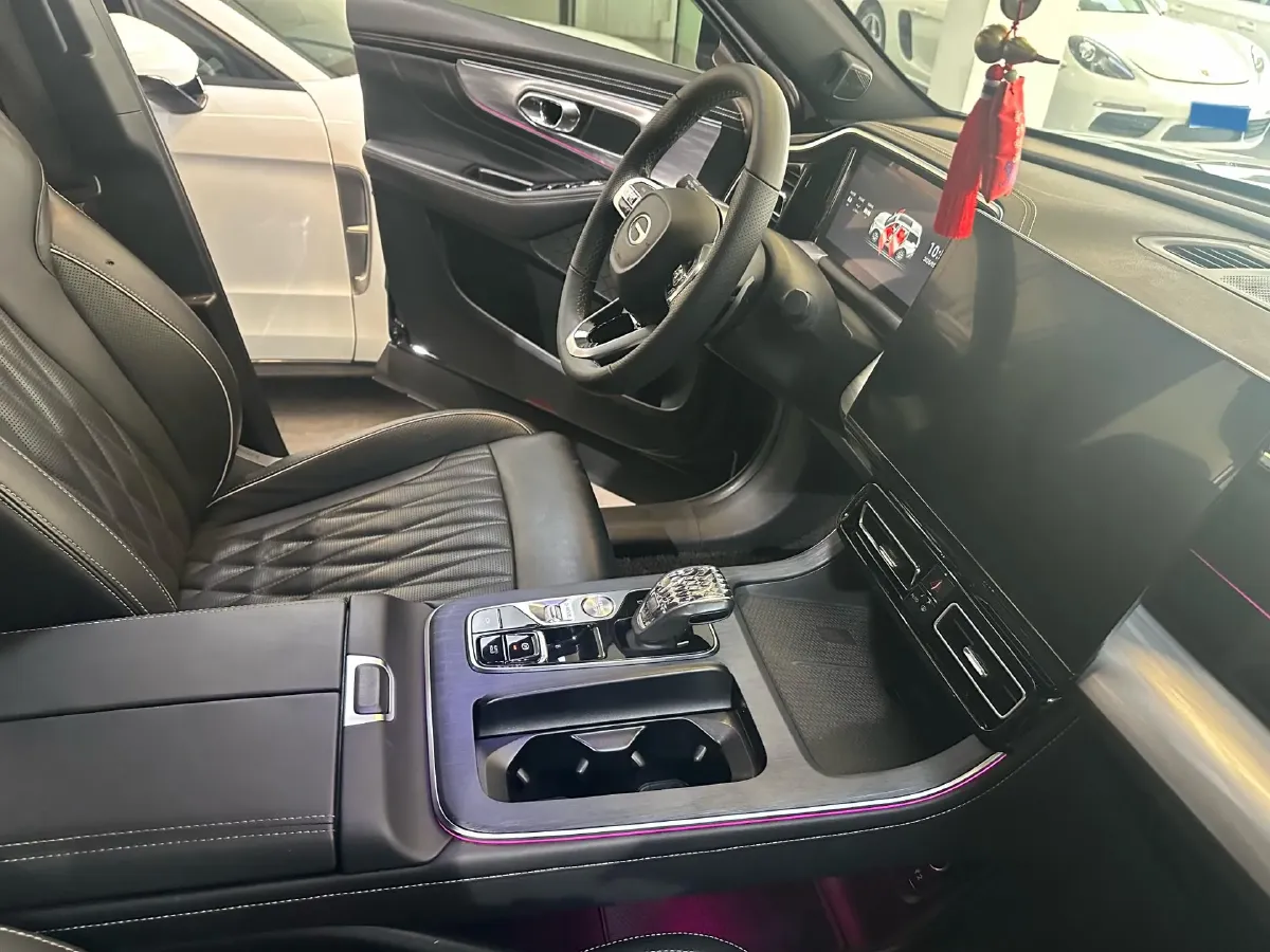 2022 GAC Trumpchi GS8 2.0T 252HP L4 8AT,autocango,china used car exporter,china ev exporter,chinese used car exporter,chinese used ev exporter