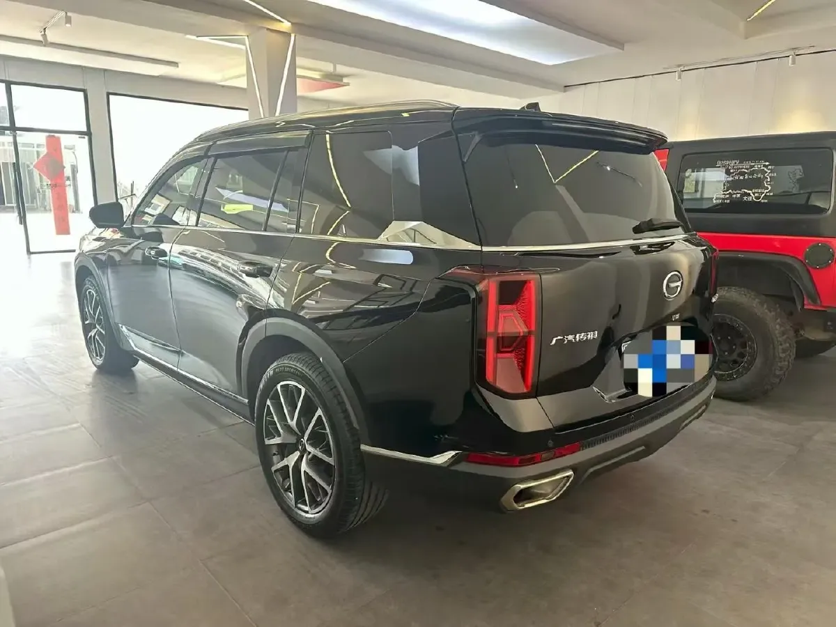 2022 GAC Trumpchi GS8 2.0T 252HP L4 8AT,autocango,china used car exporter,china ev exporter,chinese used car exporter,chinese used ev exporter