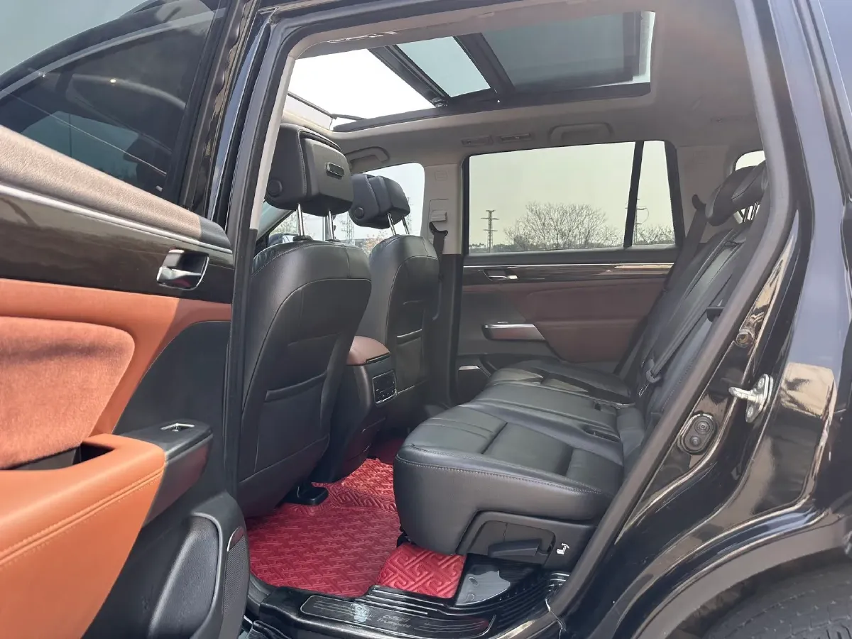 2017 GAC Trumpchi GS8 2.0T 201HP L4 6AT,autocango,china used car exporter,china ev exporter,chinese used car exporter,chinese used ev exporter