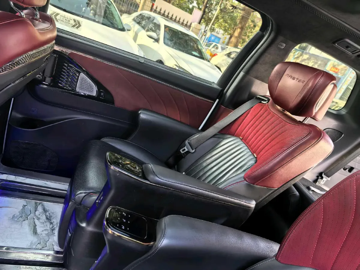 2023 GAC Trumpchi M8 2.0T 252HP L4 8AT,autocango,china used car exporter,china ev exporter,chinese used car exporter,chinese used ev exporter