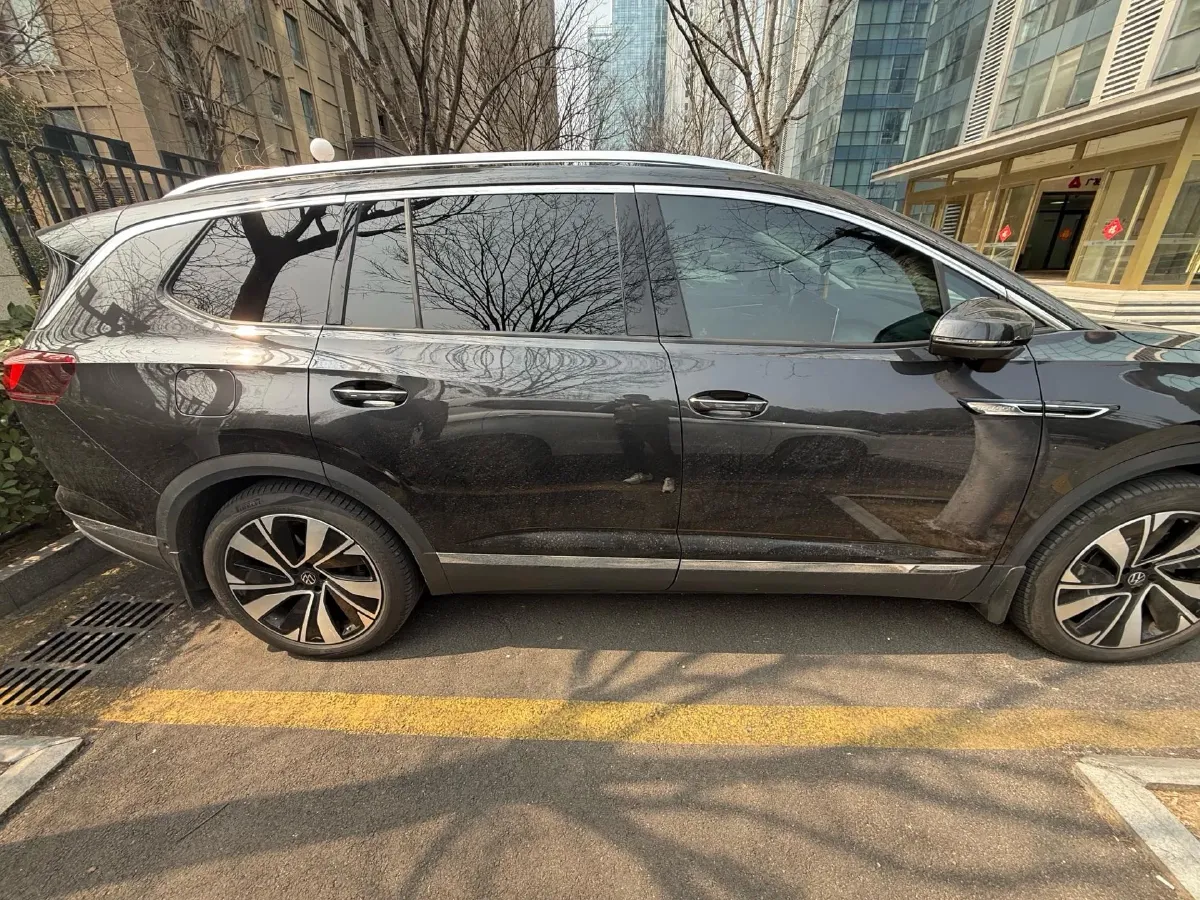 2023 Volkswagen Talagon 2.0T 220HP L4 7DCT,autocango,china used car exporter,china ev exporter,chinese used car exporter,chinese used ev exporter
