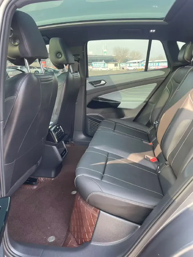 2024 Volkswagen ID.4 X BEV 52.8KWH,autocango,china used car exporter,china ev exporter,chinese used car exporter,chinese used ev exporter