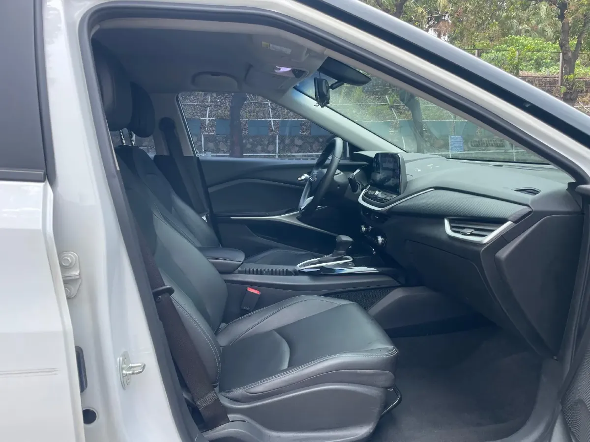 2022 Chevrolet Menlo BEV 61.1KWH,autocango,china used car exporter,china ev exporter,chinese used car exporter,chinese used ev exporter