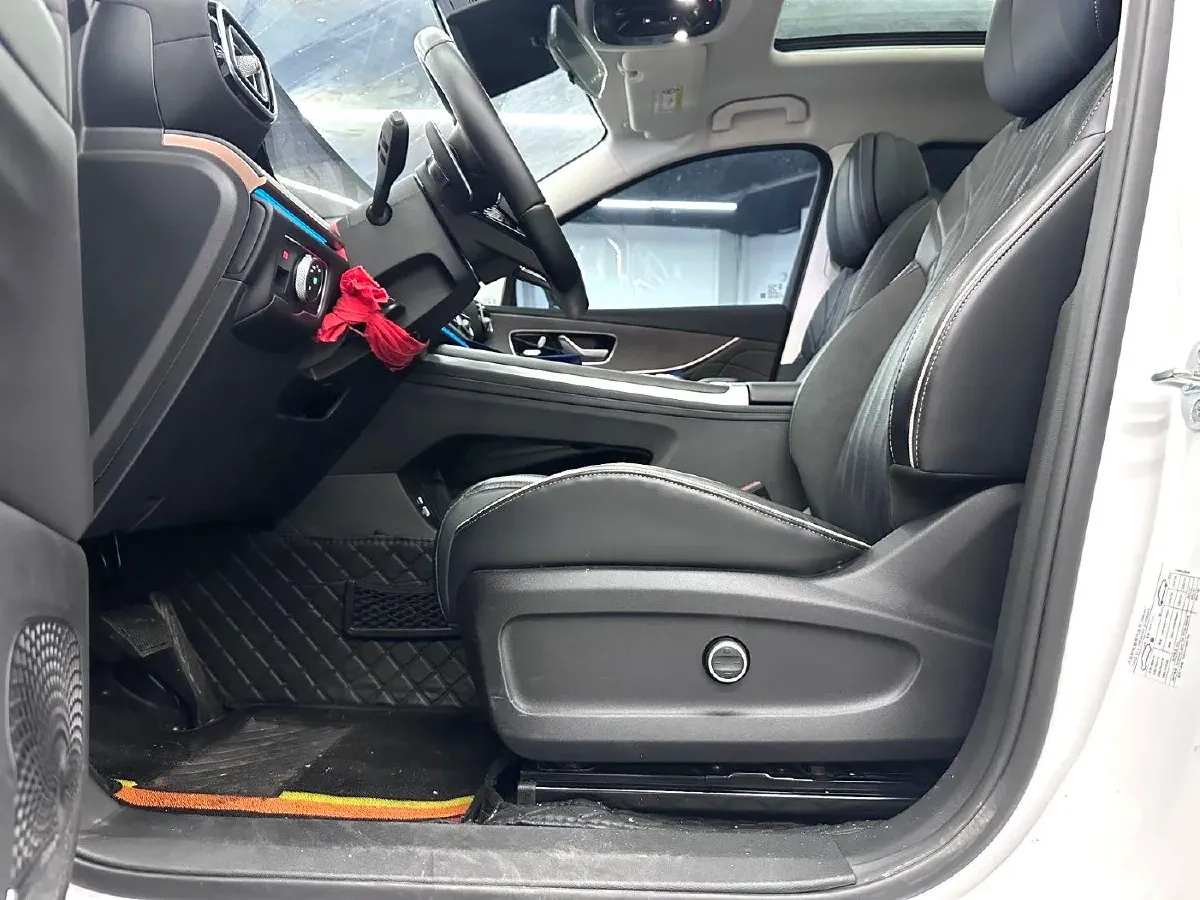 2023 Chery Tiggo 9 2.0T 261HP L4 8AT,autocango,china used car exporter,china ev exporter,chinese used car exporter,chinese used ev exporter