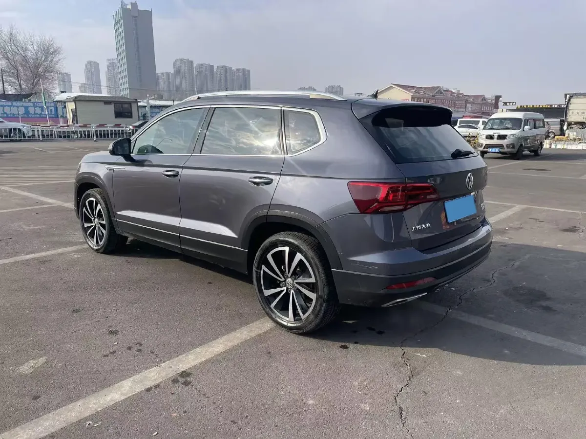 2019 MINI MINI 1.5T 102HP L3 7DCT,autocango,china used car exporter,china ev exporter,chinese used car exporter,chinese used ev exporter