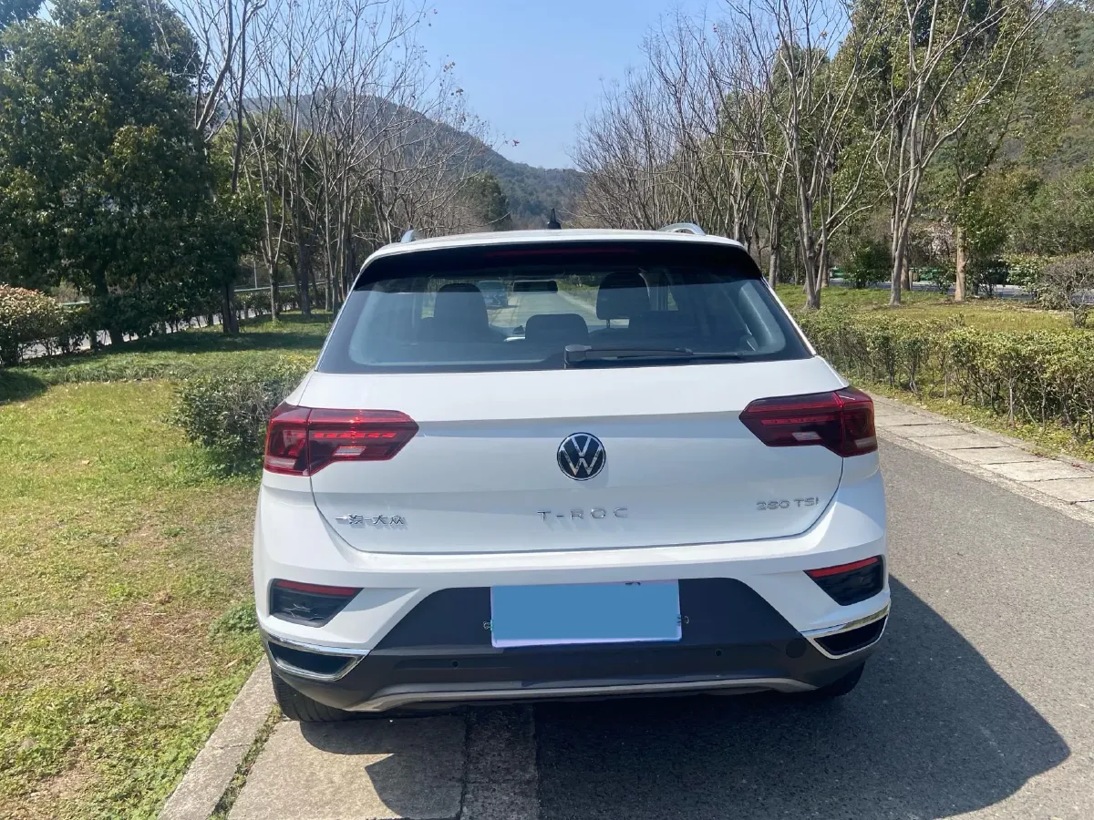 2022 Volkswagen T-Roc 1.4T 150HP L4 7DCT,autocango,china used car exporter,china ev exporter,chinese used car exporter,chinese used ev exporter