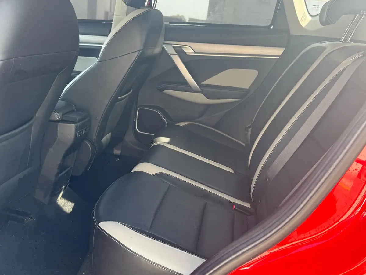 2020 Geely Coolray 1.4T 141HP L4 6DCT,autocango,china used car exporter,china ev exporter,chinese used car exporter,chinese used ev exporter