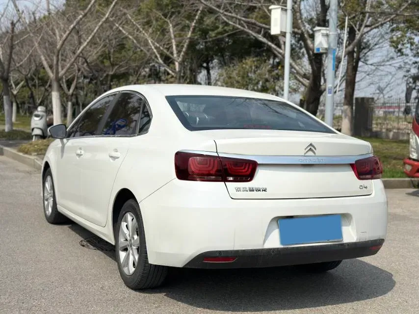 2018 Citroen C4 C-Quatre 1.6L 117HP L4 6AT,autocango,china used car exporter,china ev exporter,chinese used car exporter,chinese used ev exporter