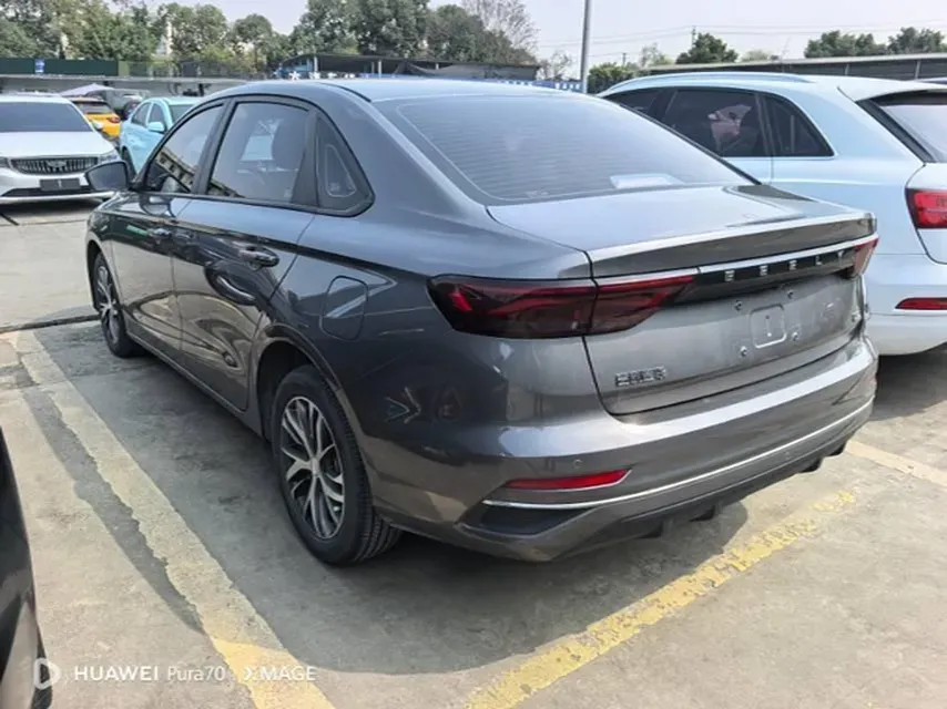 2022 Geely Emgrand 1.5L 114HP L4 CVT,autocango,china used car exporter,china ev exporter,chinese used car exporter,chinese used ev exporter
