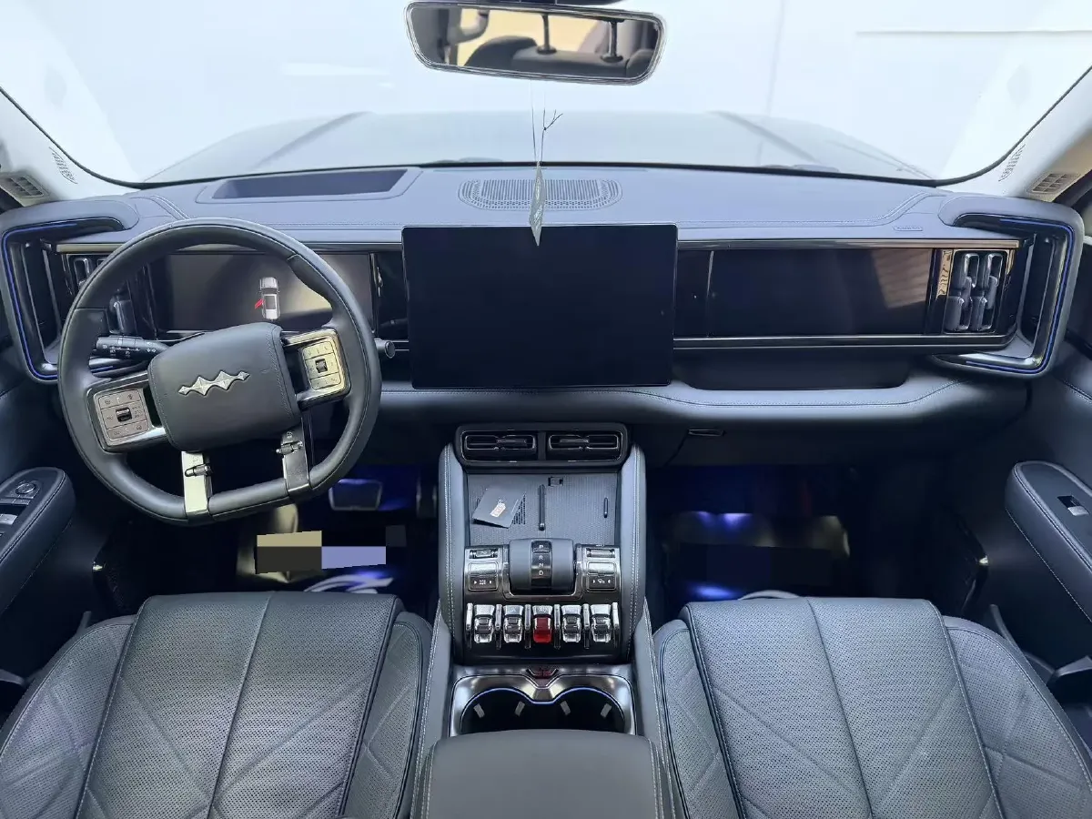 2023 FangChengBao Bao 5 1.5T 194HP L4 E-CVT PHEV 31.8KWH,autocango,china used car exporter,china ev exporter,chinese used car exporter,chinese used ev exporter