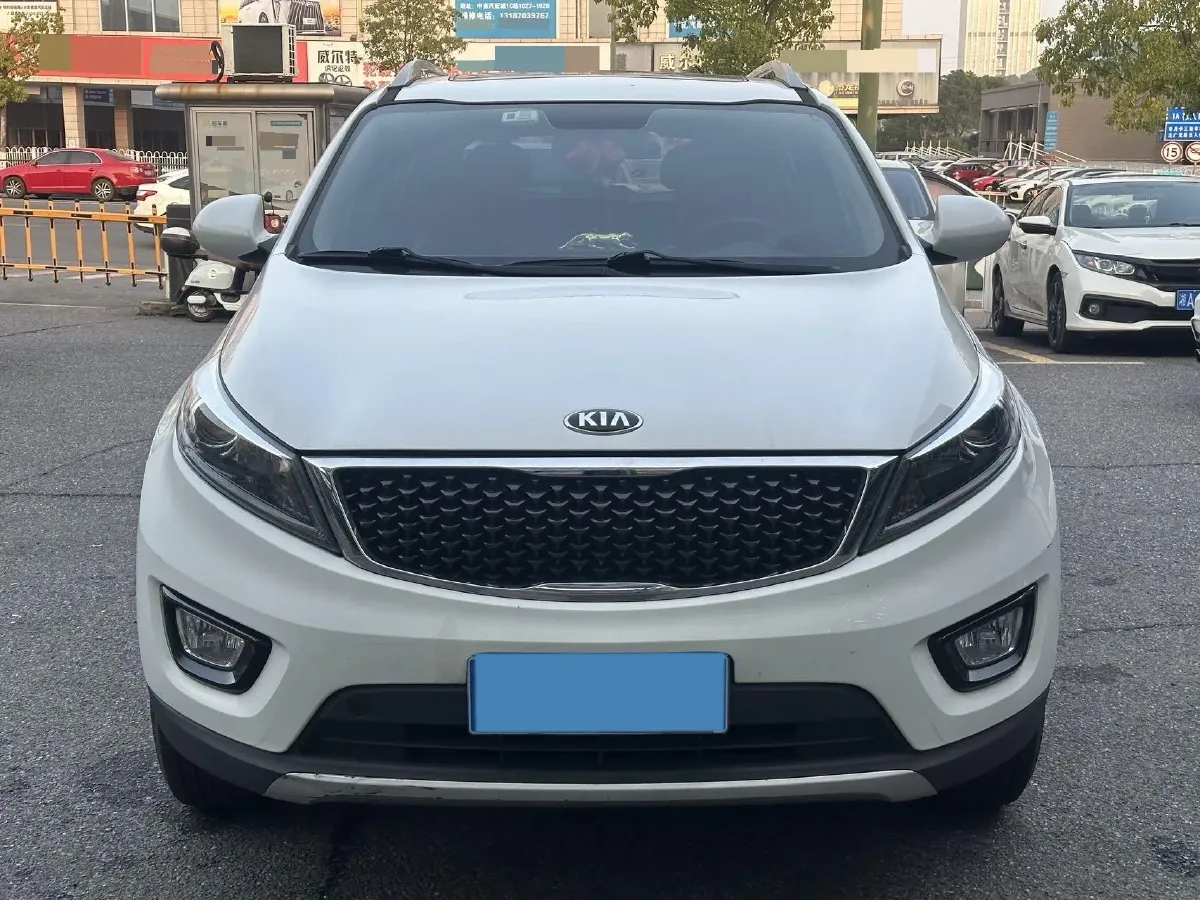 2016 Kia Sportage R 2.0L 165HP L4 6AT,autocango,china used car exporter,china ev exporter,chinese used car exporter,chinese used ev exporter
