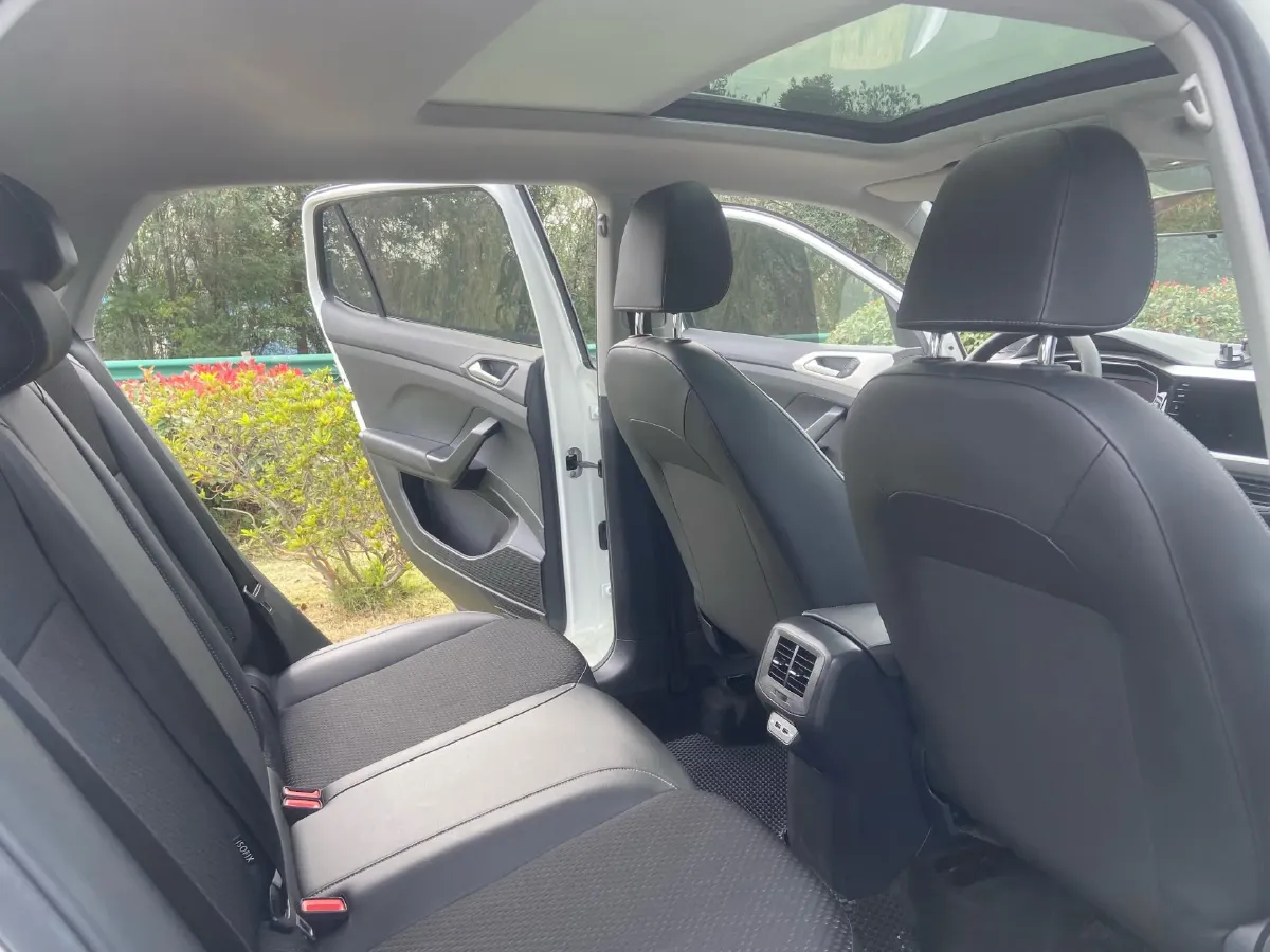 2023 Volkswagen Tacqua 1.2T 116HP L4 7DCT,autocango,china used car exporter,china ev exporter,chinese used car exporter,chinese used ev exporter