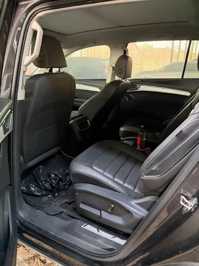 2021 Volkswagen Talagon 2.0T 220HP L4 7DCT,autocango,china used car exporter,china ev exporter,chinese used car exporter,chinese used ev exporter