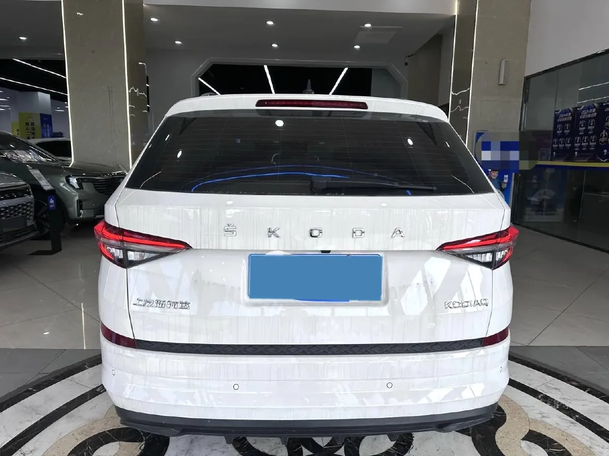 2024 Skoda Kodiak 2.0T 186HP L4 7DCT,autocango,china used car exporter,china ev exporter,chinese used car exporter,chinese used ev exporter
