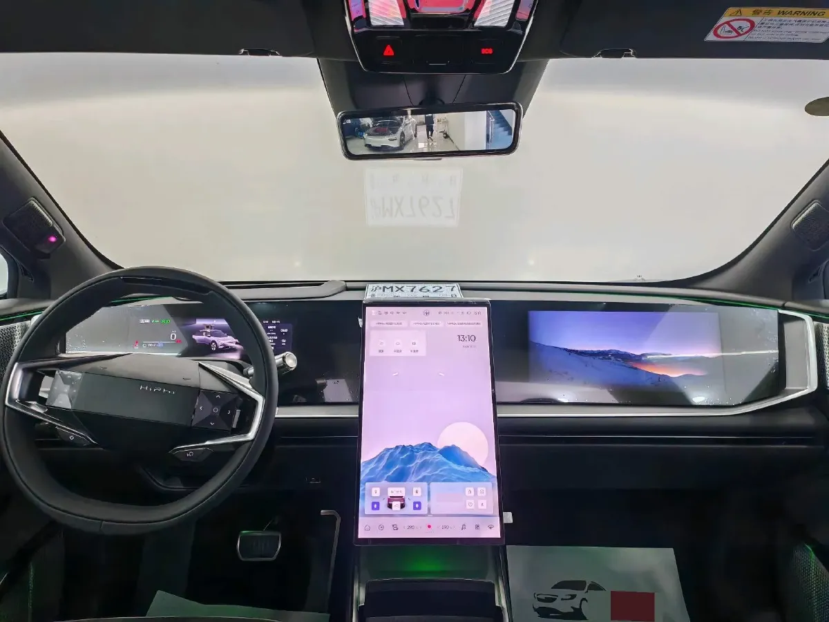 2023 HiPhi Y BEV 76.6KWH,autocango,china used car exporter,china ev exporter,chinese used car exporter,chinese used ev exporter