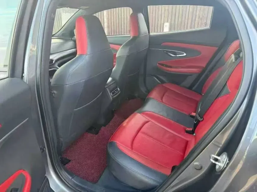 2020 ChangAn UNI-T 1.5T 180HP L4 7DCT,autocango,china used car exporter,china ev exporter,chinese used car exporter,chinese used ev exporter