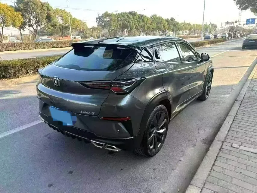 2020 ChangAn UNI-T 1.5T 180HP L4 7DCT,autocango,china used car exporter,china ev exporter,chinese used car exporter,chinese used ev exporter