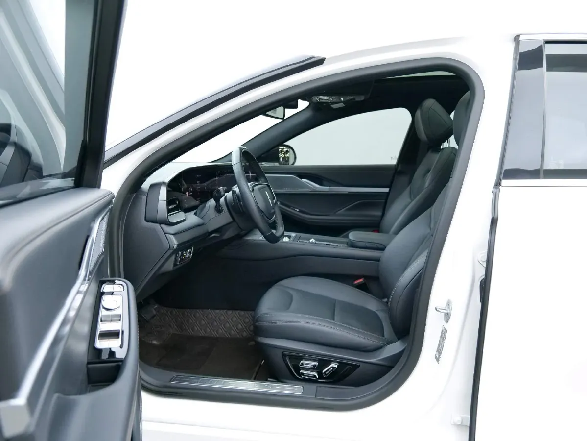 2022 Lincoln Z 2.0T 246HP L4 8AT,autocango,china used car exporter,china ev exporter,chinese used car exporter,chinese used ev exporter