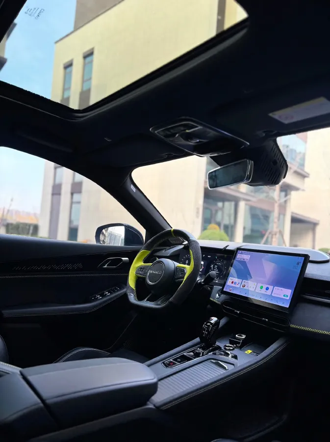 2023 LYNK&CO 03 2.0T 254HP L4 7DCT,autocango,china used car exporter,china ev exporter,chinese used car exporter,chinese used ev exporter