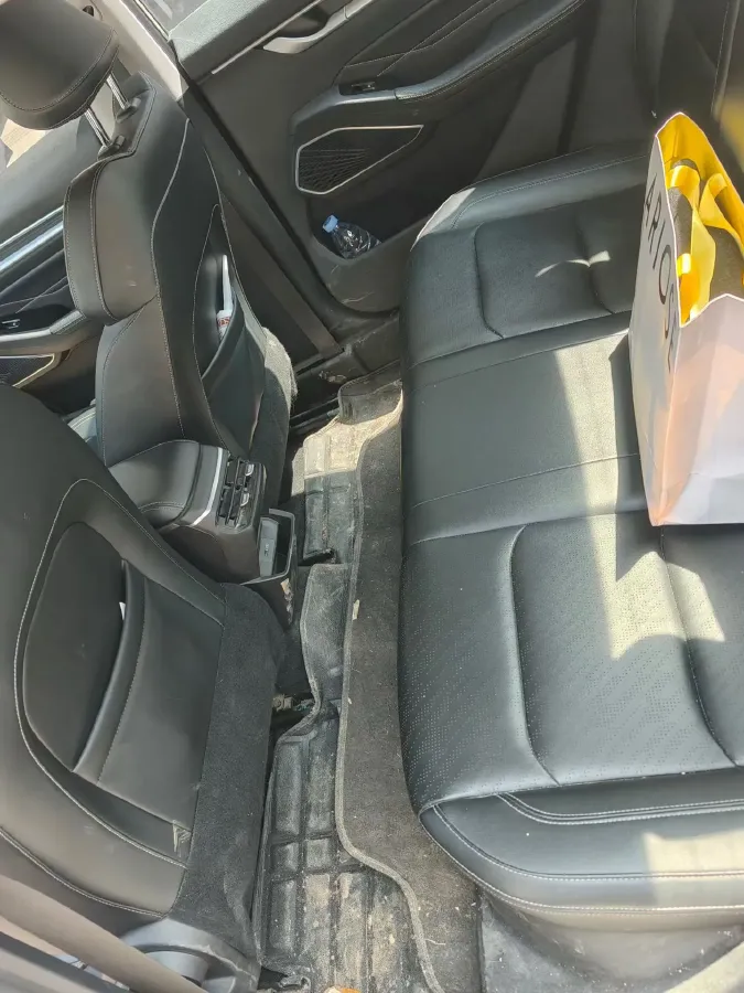 2022 Geely Emgrand 1.5L 114HP L4 CVT,autocango,china used car exporter,china ev exporter,chinese used car exporter,chinese used ev exporter