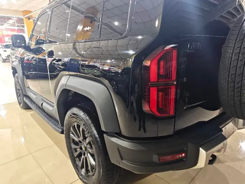 2023 FangChengBao Bao 5 1.5T 194HP L4 E-CVT PHEV 31.8KWH,autocango,china used car exporter,china ev exporter,chinese used car exporter,chinese used ev exporter