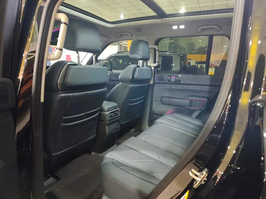 2023 FangChengBao Bao 5 1.5T 194HP L4 E-CVT PHEV 31.8KWH,autocango,china used car exporter,china ev exporter,chinese used car exporter,chinese used ev exporter