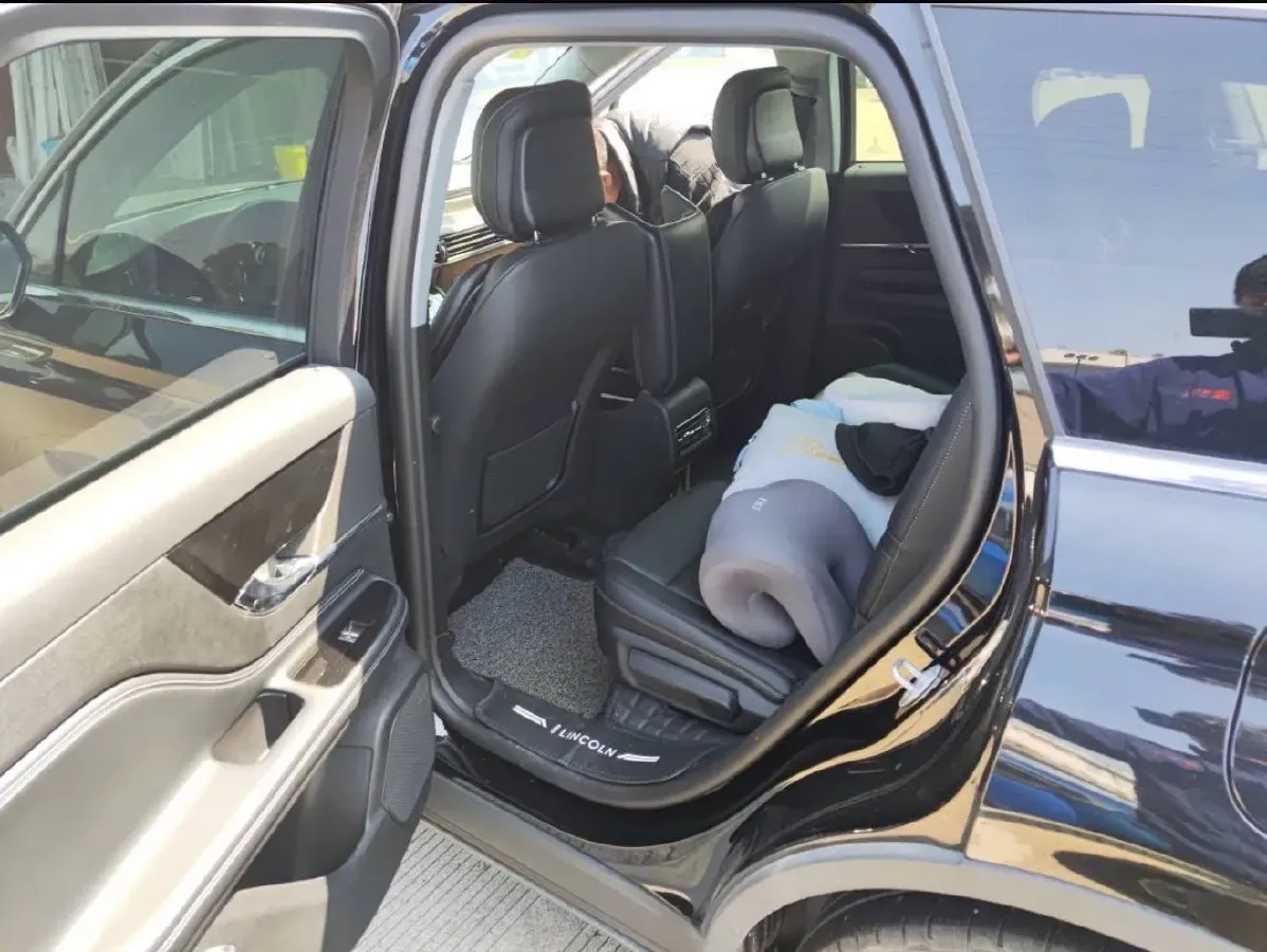 2022 Lincoln Corsair 2.0T 245HP L4 8AT,autocango,china used car exporter,china ev exporter,chinese used car exporter,chinese used ev exporter