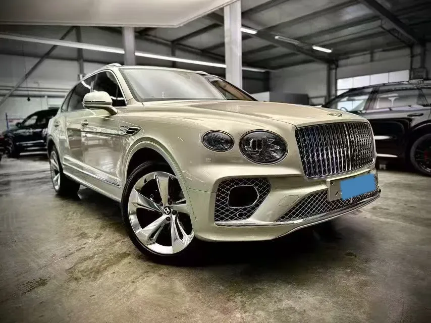 2023 Bentley Bentayga 4.0T 550HP V8 8AT,autocango,china used car exporter,china ev exporter,chinese used car exporter,chinese used ev exporter