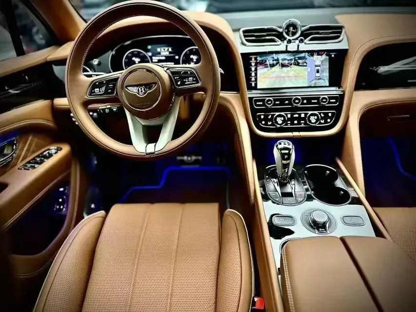 2023 Bentley Bentayga 4.0T 550HP V8 8AT,autocango,china used car exporter,china ev exporter,chinese used car exporter,chinese used ev exporter