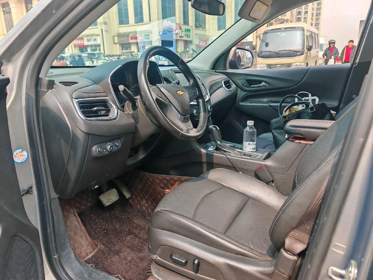 2019 Chevrolet Equinox 1.5T 169HP L4 6AT,autocango,china used car exporter,china ev exporter,chinese used car exporter,chinese used ev exporter