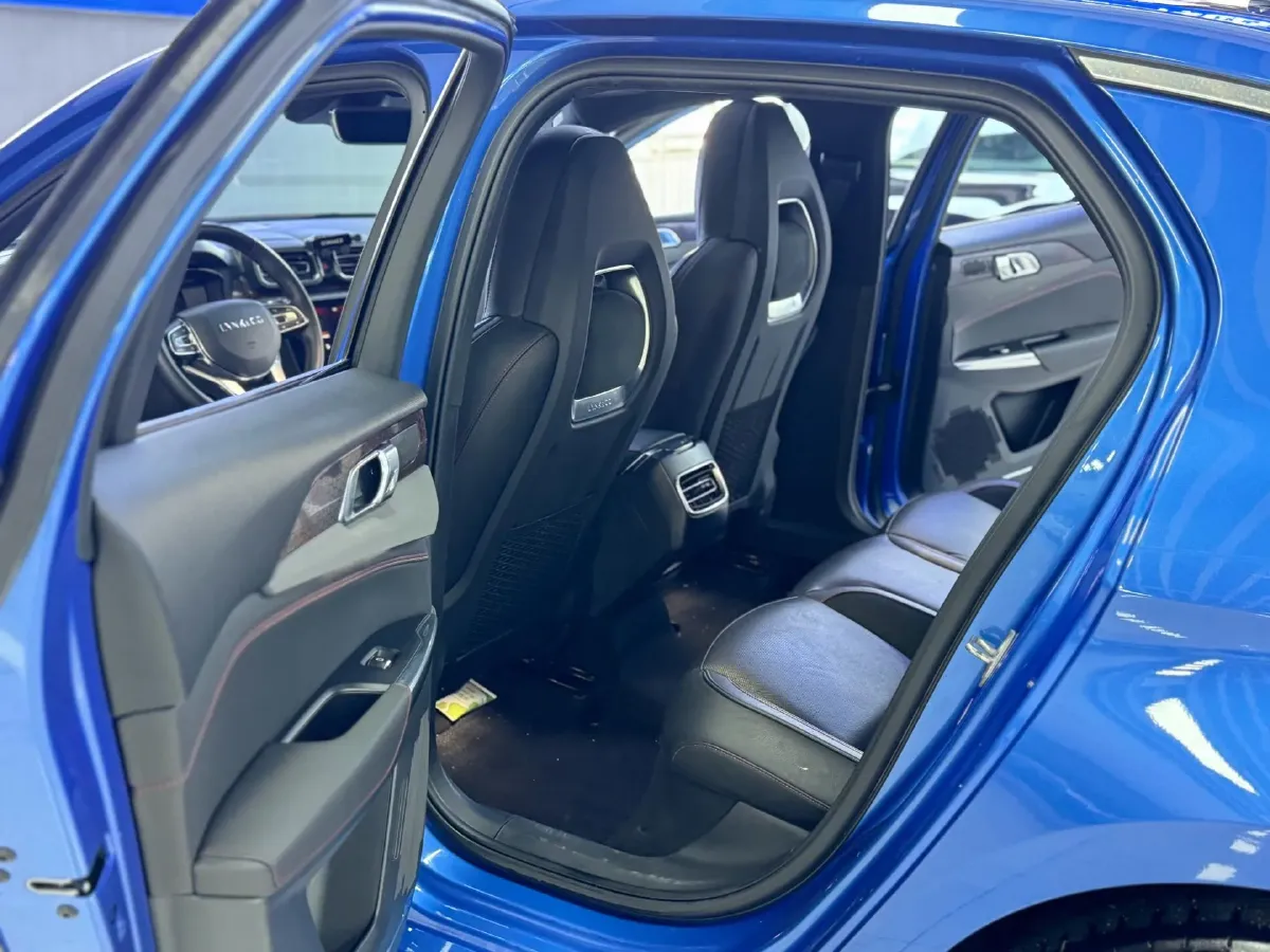 2018 Toyota C-HR 2.0L 171HP L4 CVT,autocango,china used car exporter,china ev exporter,chinese used car exporter,chinese used ev exporter