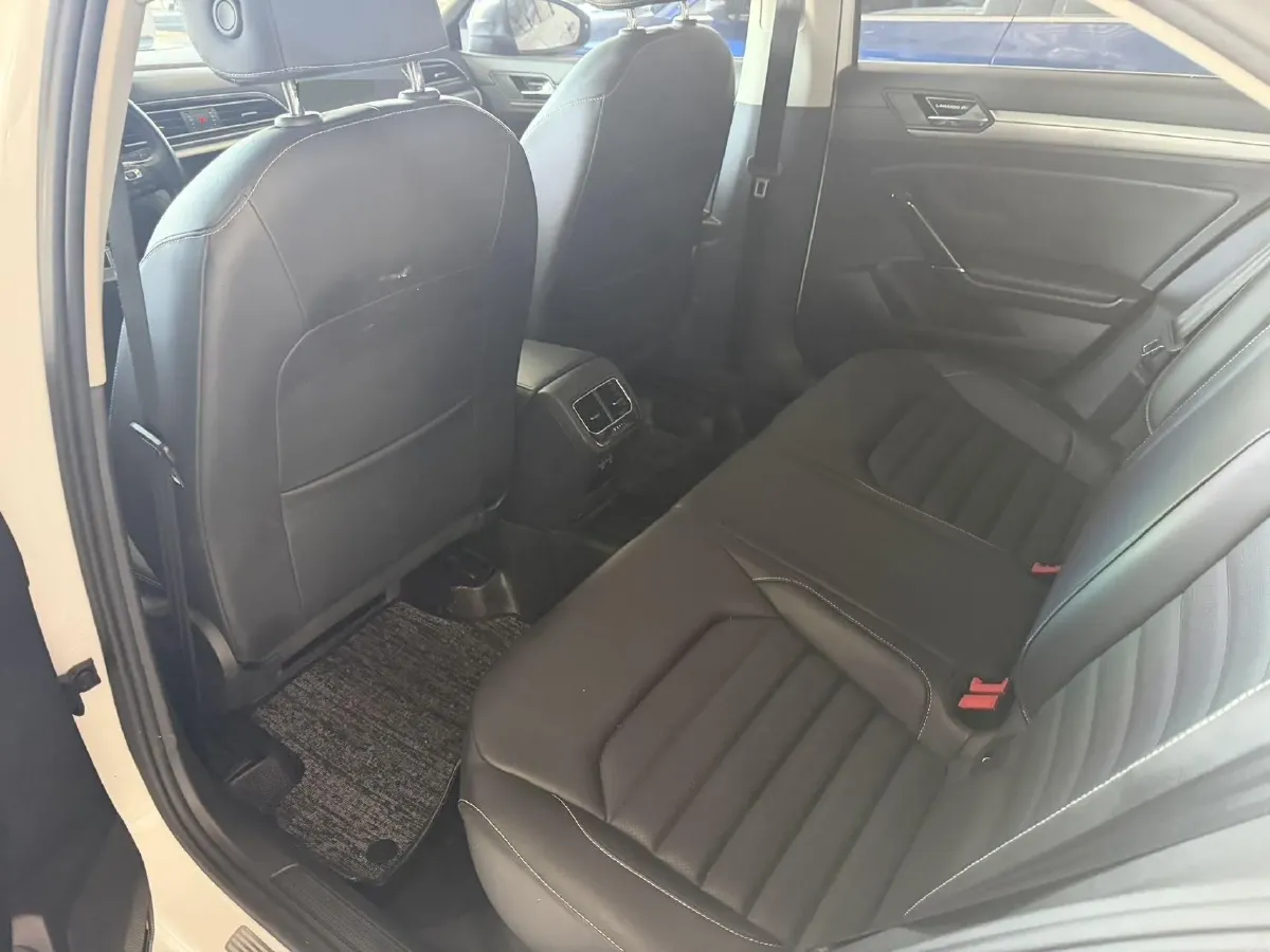 2019 Volkswagen Passat 1.4T 150HP L4 7DCT,autocango,china used car exporter,china ev exporter,chinese used car exporter,chinese used ev exporter